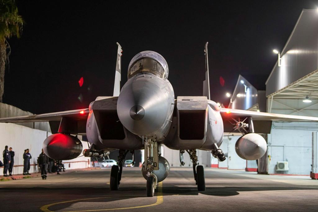 12 Tage dauerte der Krieg Israels und der USA gegen den Iran. - Foto: -/Israeli Army/AP/dpa
