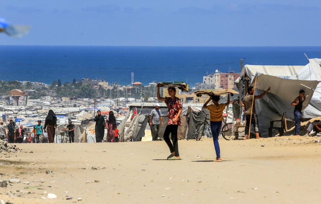 Menschen im Gazastreifen hoffen auf eine Waffenruhe. - Foto: Abed Rahim Khatib/dpa
