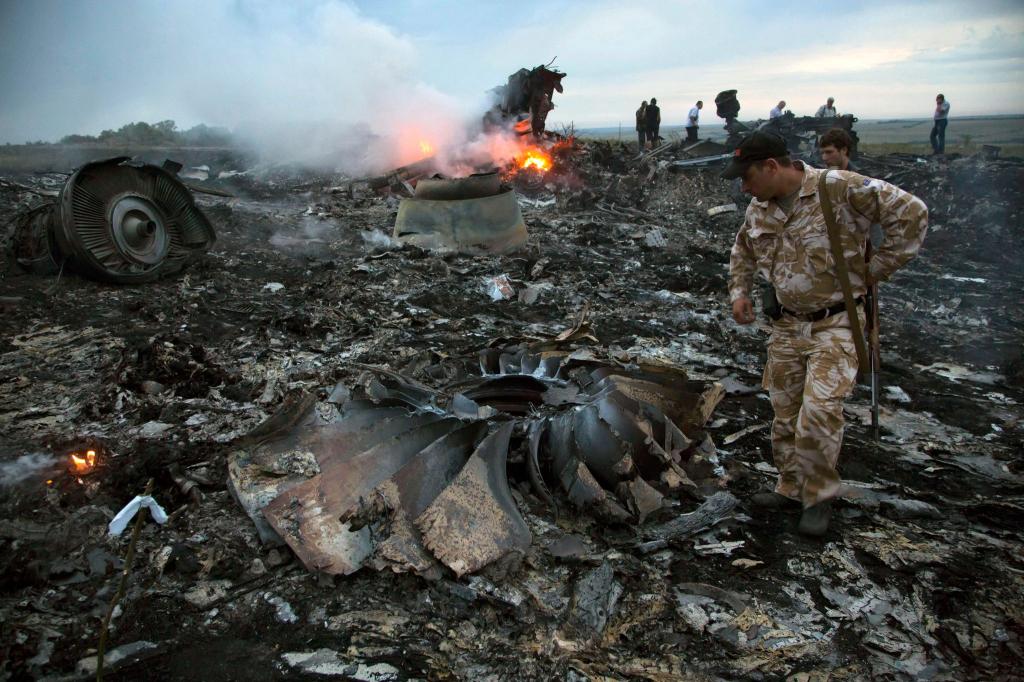 Elf Jahre ist der Abschuss der Passagiermaschine über der Ostukraine bereits her. (Archivbild) - Foto: Dmitry Lovetsky/AP/dpa