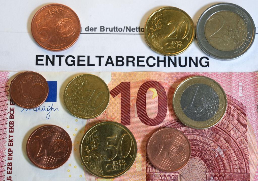 Mindestlohn für eine Stunde: 13,90 Euro ab 2026 - Foto: Marcus Brandt/dpa