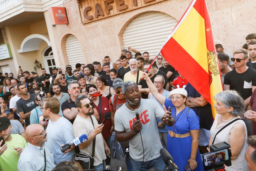 Die Protestler reisten mehrheitlich von außerhalb an. - Foto: Edu Botella/EUROPA PRESS/dpa