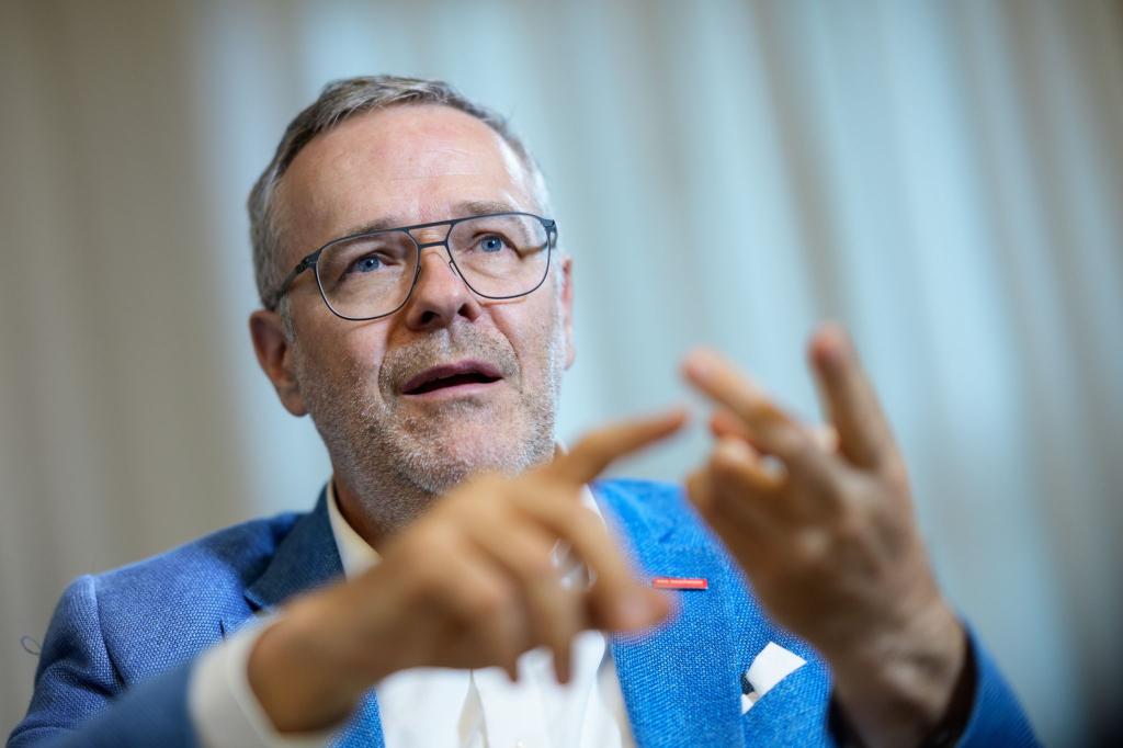 Der Handwerkspräsident vermisst die Aufbruchsstimmung. - Foto: Michael Kappeler/dpa
