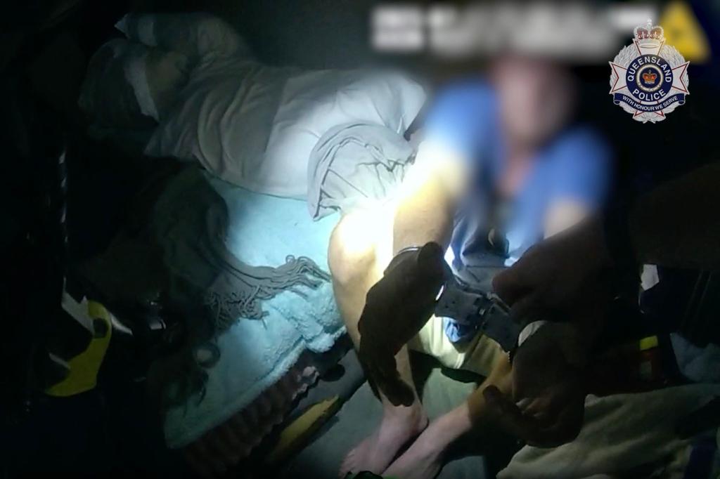 Der Schuhdieb wurde dank Videoaufnahmen schnell identifiziert und festgenommen. - Foto: Queensland Police Service/Queensland Police Service/AAP/dpa