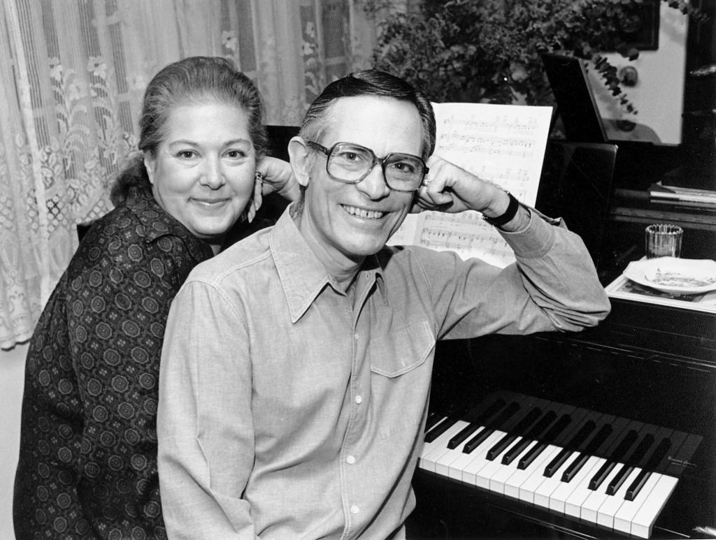Das Liedtexter-Duo gewann drei Oscar-Trophäen. (Archivbild) - Foto: Lennox McLendon/AP/dpa