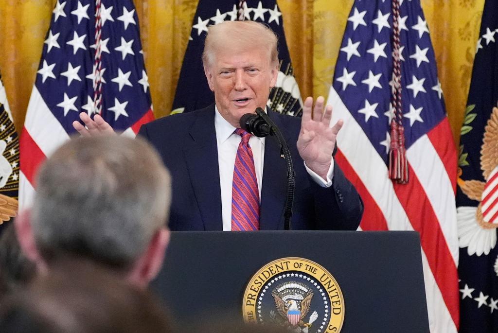Trump verklagt das 