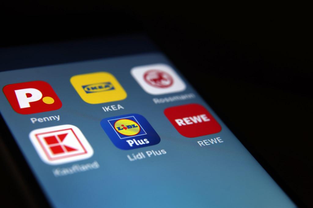 Die Bonus-Apps der Handelsketten werden von vielen Kunden genutzt. (Archivbild) - Foto: Karl-Josef Hildenbrand/dpa