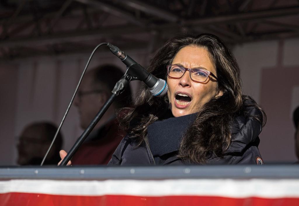 DGB-Chefin Jasmin Fahimi warnt vor einem Ende des Acht-Stunden-Tags. (Archivbild) - Foto: Hannes P. Albert/dpa