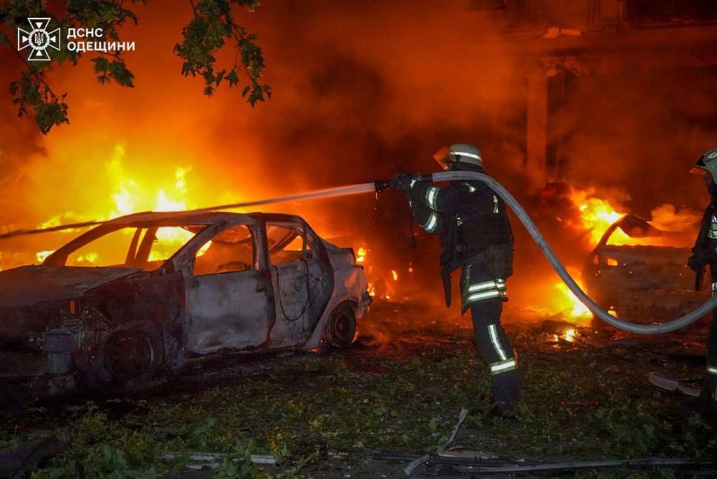 Odessa ist wegen seiner exponierten Lage häufig Ziel russischer Drohnen- und Raketenangriffe. (Archivbild) - Foto: Uncredited/Ukrainian Emergency Service/AP/dpa