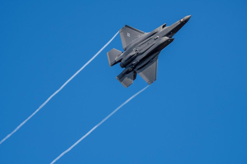 Diese F-35-Jets sollen in Büchel stationiert werden. (Archivfoto) - Foto: Harald Tittel/dpa