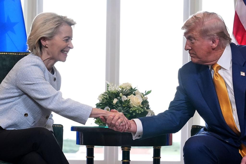 Die Gefahr eines Handelskriegs zwischen den USA und der EU ist vorerst abgewendet. - Foto: Jacquelyn Martin/AP/dpa