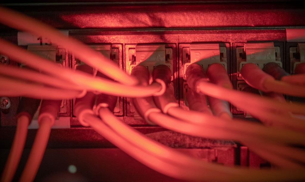 Proukrainische Hacker reklamieren für sich, die IT-System der größten russischen Fluggesellschaft Aeroflot durch einen Angriff lahmgelegt zu haben. (Symbolbild) - Foto: Michael Kappeler/dpa