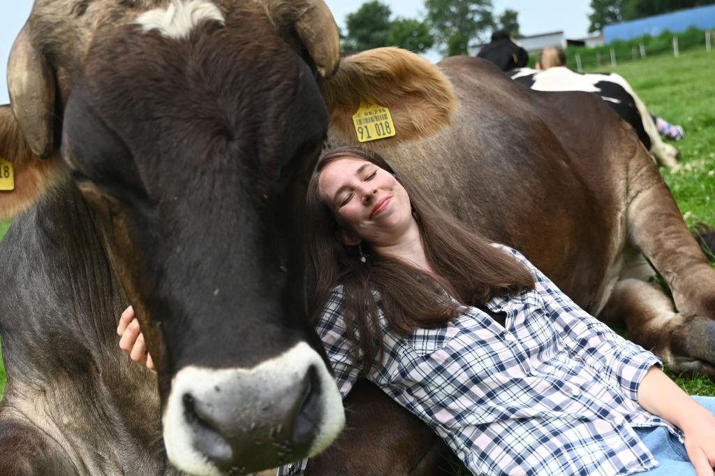 «Wenn man auch genau hinhört, dann hört man diesen Herzschlag und der ist noch mal so richtig entspannt.» - Foto: David Hammersen/dpa