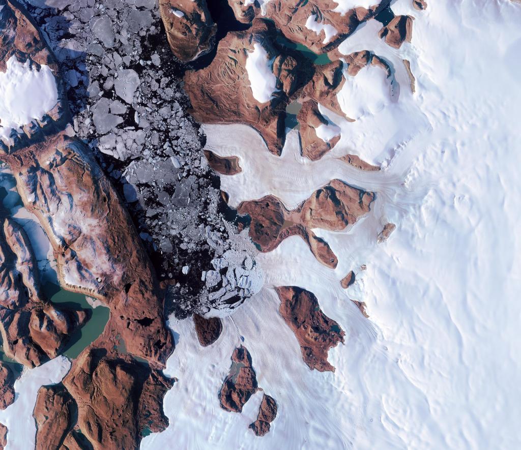 Der Harder Gletscher im Norden Grönlands hat bei Forschenden für eine große Überraschung gesorgt. - Foto: Copernicus Sentinel/ESA/dpa