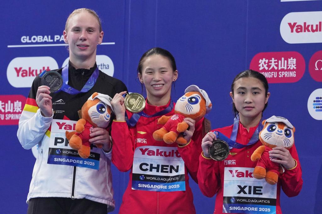 Erstmals schaffte es Pauline Pfeif bei einer WM auf das Podest. - Foto: Ng Han Guan/AP/dpa