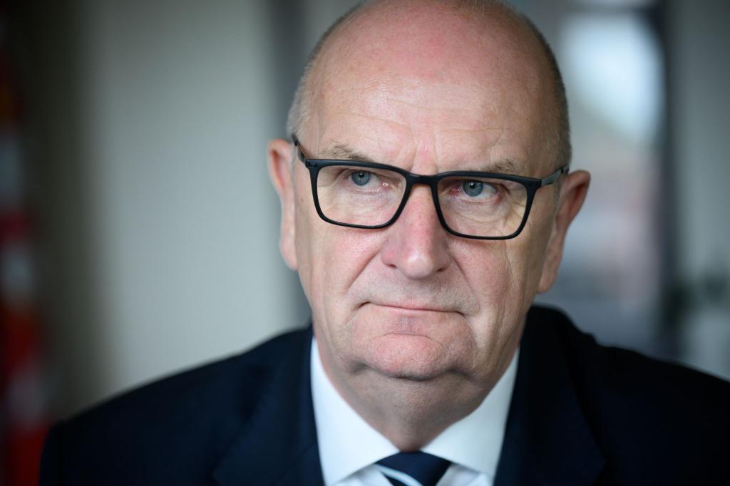 Brandenburgs Regierungschef Dietmar Woidke (SPD) äußerte sich zur Debatte über die SPD-Verfassungsrichterkandidatin Frauke Brosius-Gersdorf. (Archivbild) - Foto: Bernd von Jutrczenka/dpa