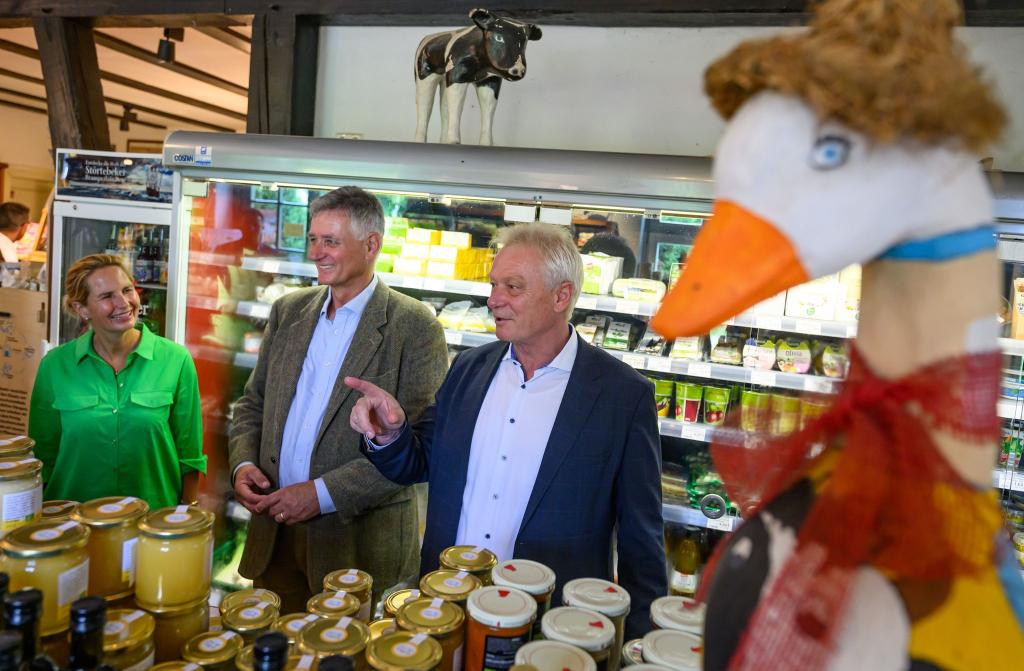 Will keinen Kulturkampf auf den Tellern: Landwirtschaftsminister Alois Rainer. (Archivbild) - Foto: Patrick Pleul/dpa