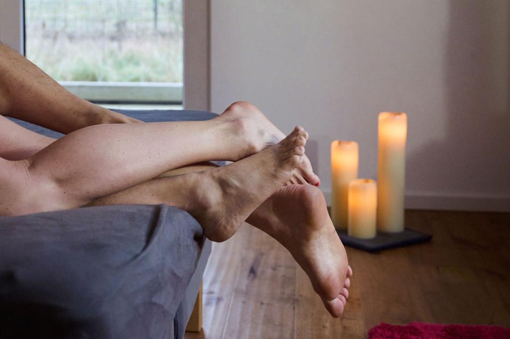 Liebestöter Inflation? Manche Erwachsene sagen, dass die Inflation sie in ihrer Lust auf Sex hemme. - Foto: Annette Riedl/dpa
