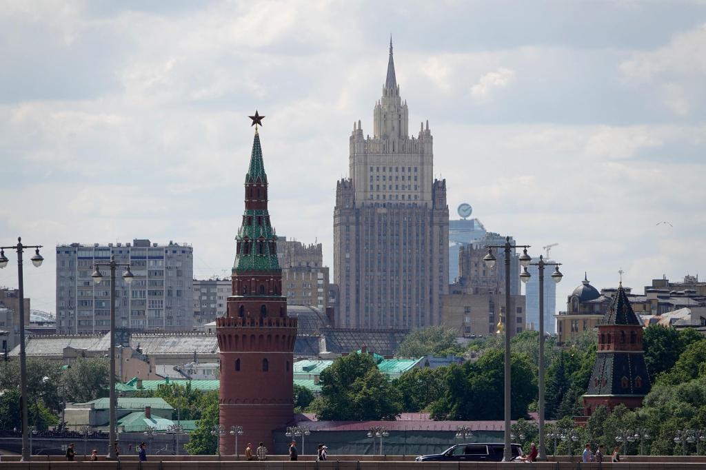 Russland löst sich nun auch offiziell von seinem Verzicht auf landgestützte atomare Kurz- und Mittelstreckenraketen. (Archivbild) - Foto: Ulf Mauder/dpa