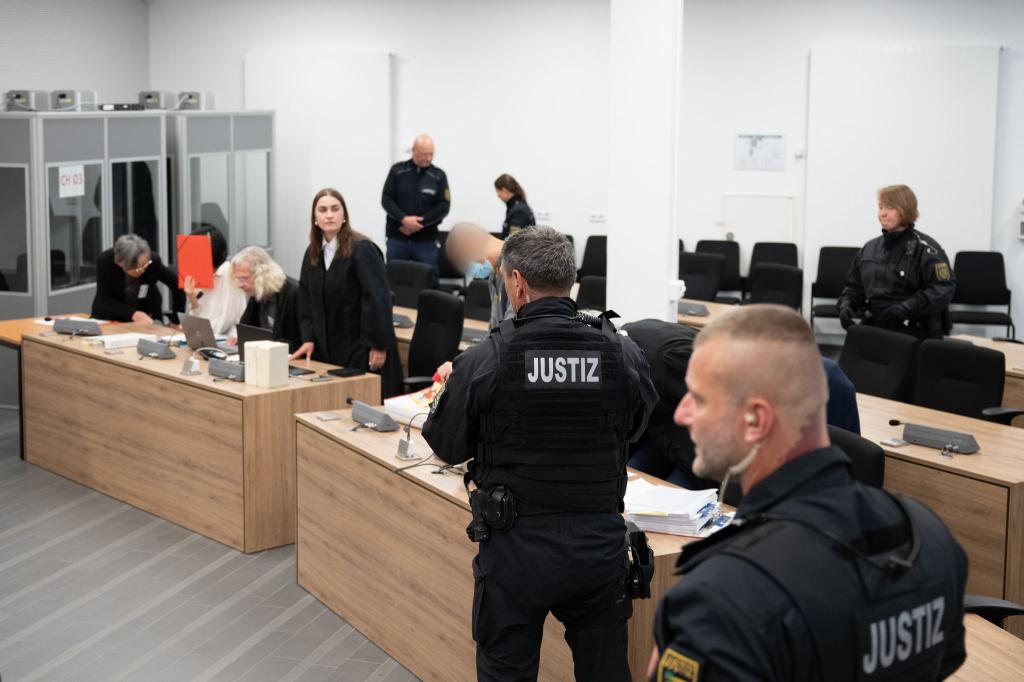 Ein ehemaliger Mitarbeiter des AfD-Politikers Maximilian Krah wird verdächtigt, für China spioniert zu haben. - Foto: Sebastian Kahnert/dpa