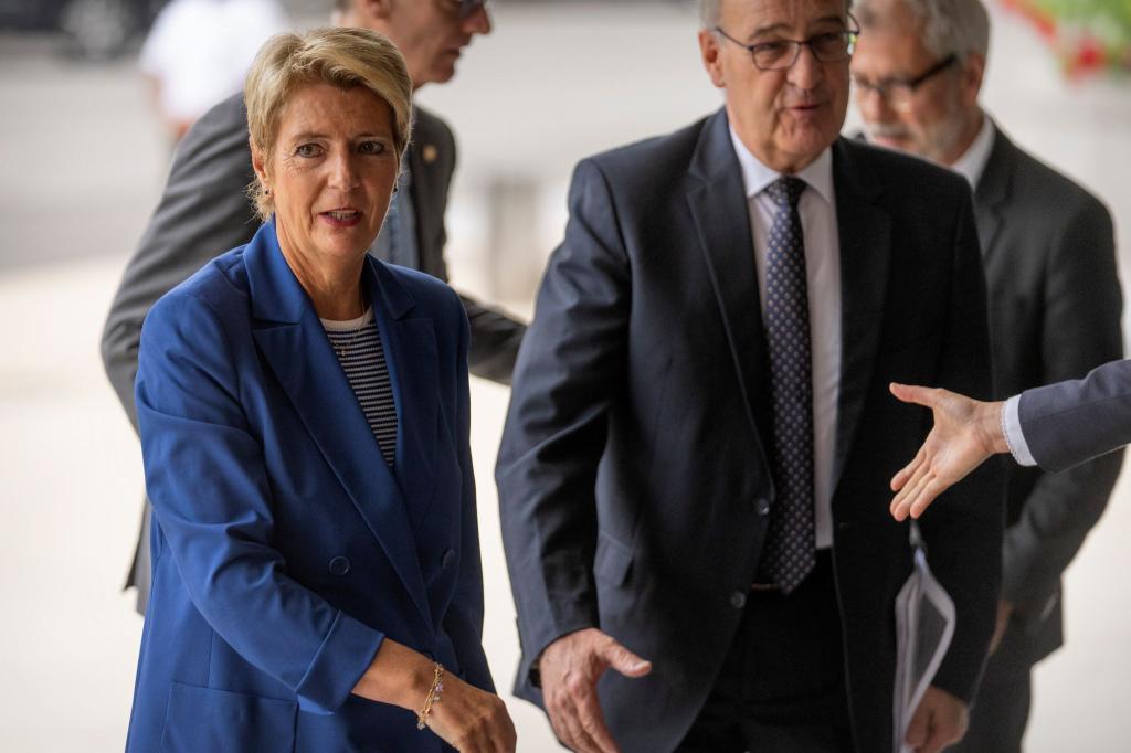 Keller-Sutter sprach anschließend von einem «freundschaftlichen, offenen Austausch». - Foto: Mark Schiefelbein/AP/dpa