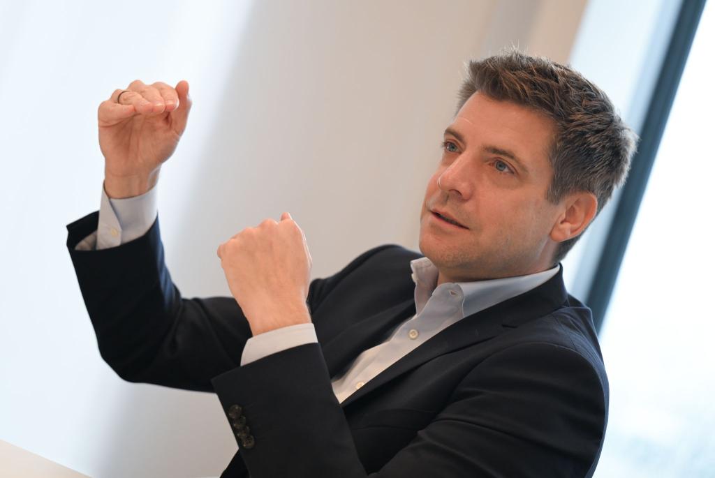 Stoy: «Wir haben ein paar offensichtliche Lücken im Angebot, die wir so zügig wie möglich schließen wollen.» - Foto: Arne Dedert/dpa