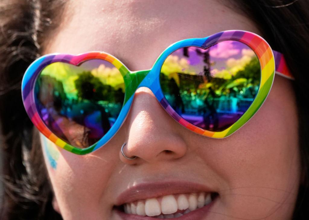 Sonne können vor UV-Strahlen schützen, die mit Krebs und anderen Erkrankungen in Verbindung stehen. (Archivbild) - Foto: Alex Brandon/AP/dpa