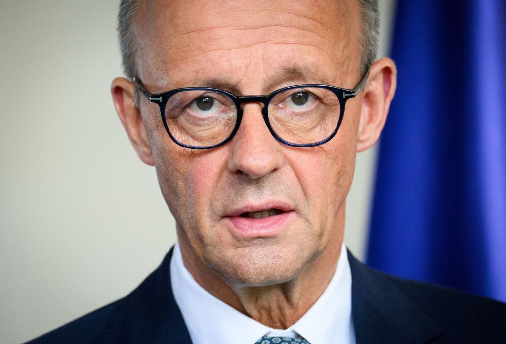 Kanzler Friedrich Merz versucht, die Wogen im Streit über die Nahost-Politik zu glätten. (Archivbild) - Foto: Bernd von Jutrczenka/dpa