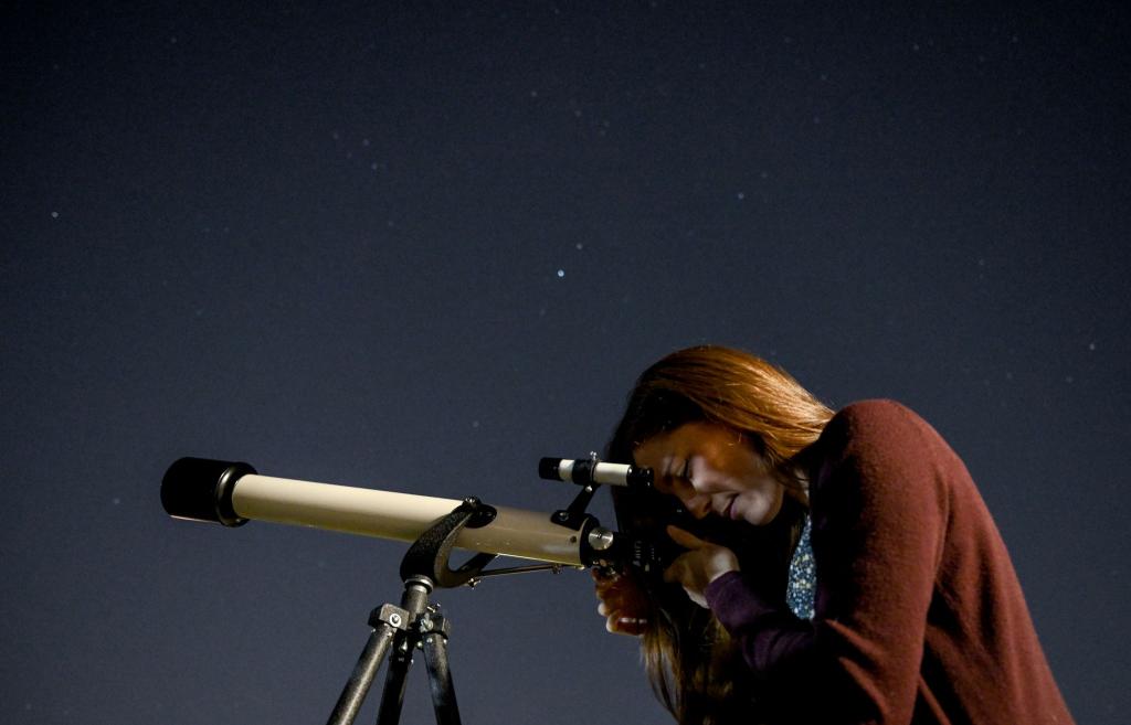 Hunderte Sternschnuppen sind in der Nacht auf Mittwoch an unserem Himmel verglüht. - Foto: Britta Pedersen/dpa