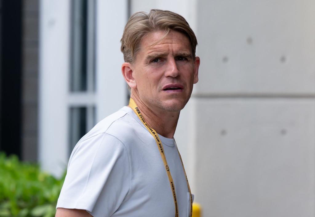 Christoph Freund äußert sich nach dem VfB-Ultimatum. - Foto: Sven Hoppe/dpa