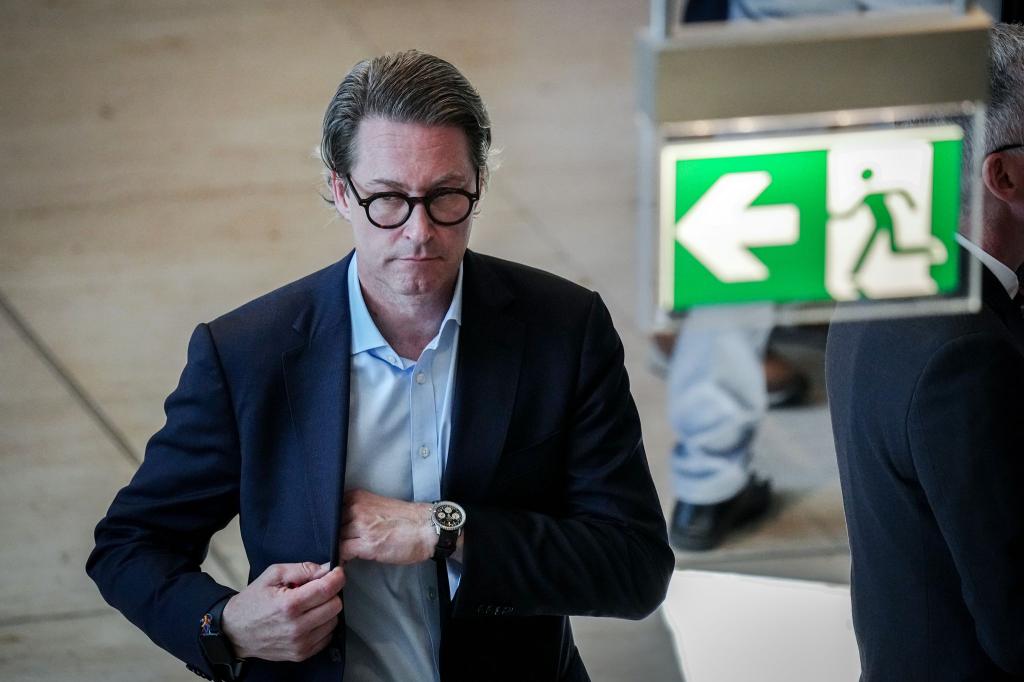 Die Berliner Staatsanwaltschaft hat Anklage gegen den ehemaligen Bundesverkehrsminister Andreas Scheuer erhoben (Archivbild). - Foto: Kay Nietfeld/dpa