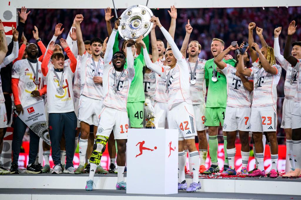 Titelverteidiger und großer Favorit: Der FC Bayern München. - Foto: Tom Weller/dpa