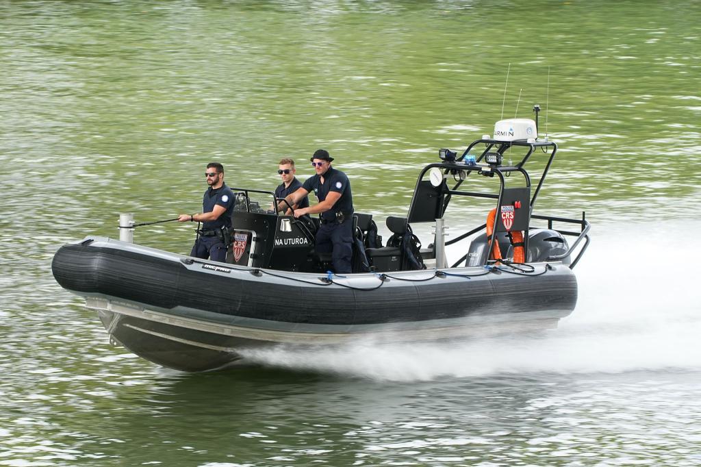 Nach dem Fund von vier Leichen in der Seine hat die Polizei einen Mann unter Mordverdacht festgenommen (Archivbild). - Foto: Michael Kappeler/dpa