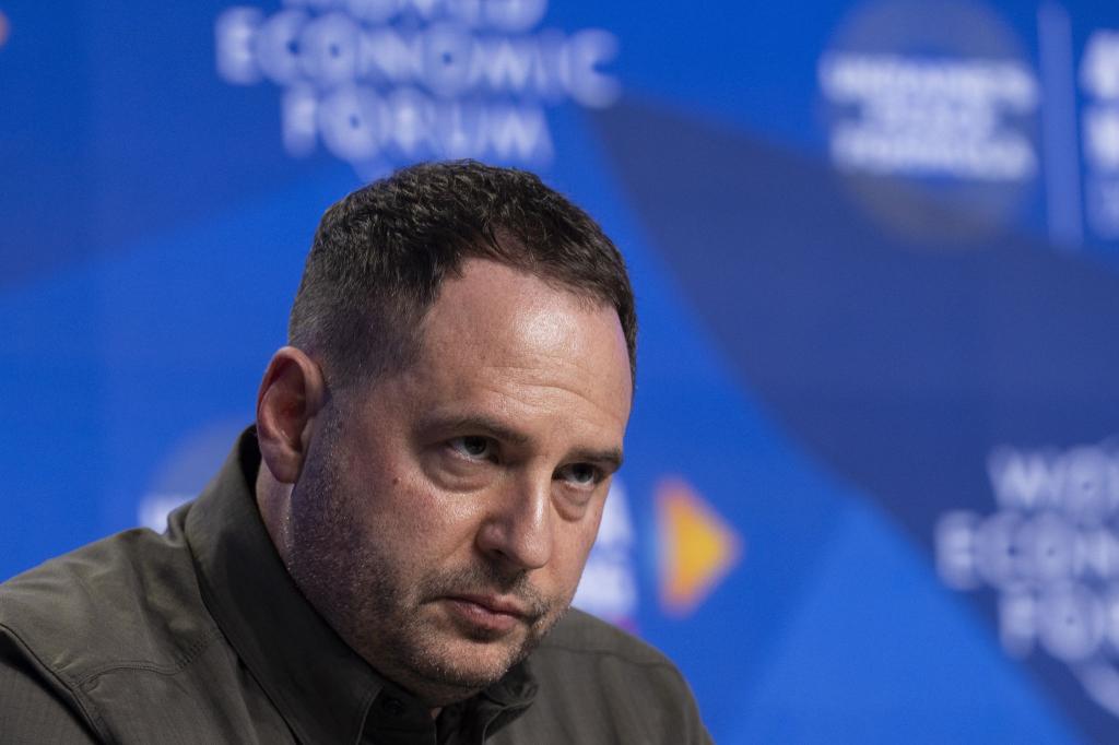 Die Ukraine arbeitet nach Angaben von Selenskyjs Stabschef Jermak an einer militärischen Komponente von Sicherheitsgarantien. (Archivbild) - Foto: Gian Ehrenzeller/KEYSTONE/dpa