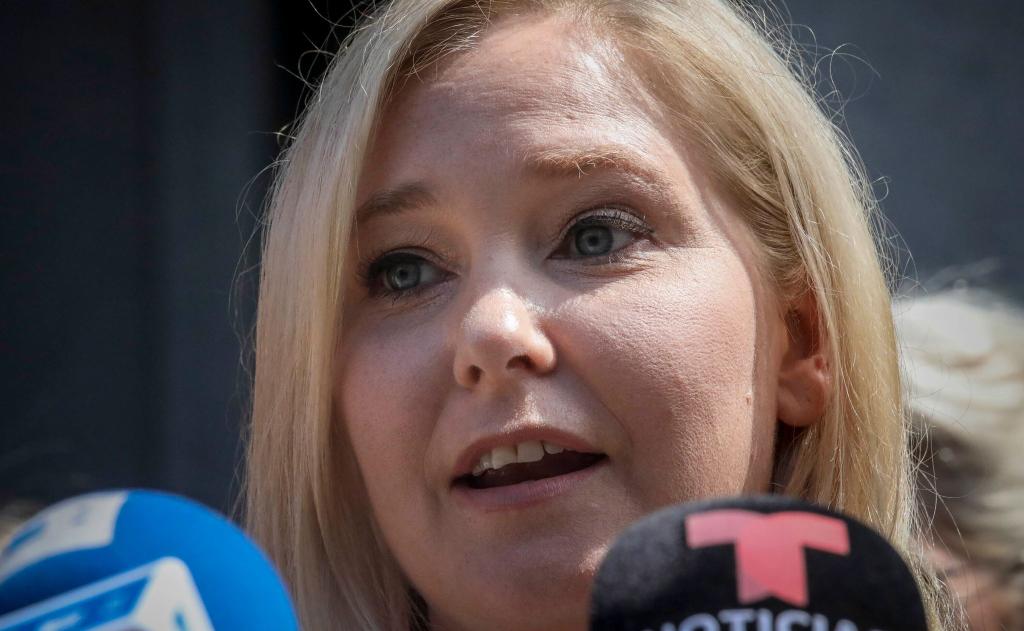 Virginia Giuffre behauptete, von Prinz Andrew als Minderjährige sexuell missbraucht worden zu sein. Bei einer Zivilklage in den USA einigte sie sich mit dem Royal auf einen Vergleich. (Archivbild) - Foto: Bebeto Matthews/AP/dpa