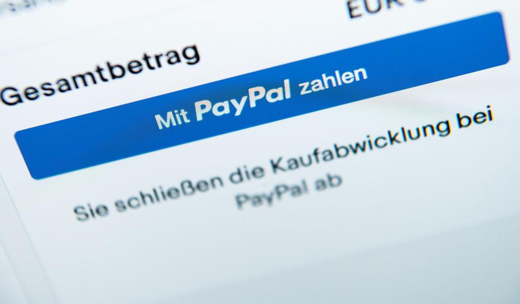 Bei Paypal sind Sicherheitssysteme ausgefallen, die betrügerische Lastschriften herausfiltern sollen. - Foto: Silas Stein/dpa