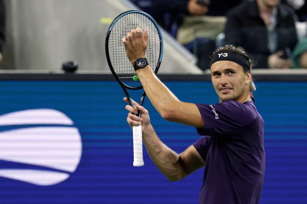  Alexander Zverev hat in New York die dritte Runde erreicht. - Foto: Adam Hunger/AP/dpa