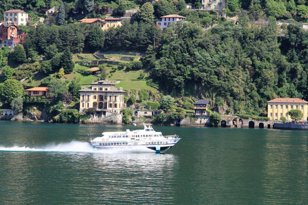 Der Comer See liegt etwa 80 Kilometer nördlich von Mailand und gehört zu den bekanntesten Ferienregionen Italiens. (Symbolbild) - Foto: Bernhard Krieger/dpa-tmn