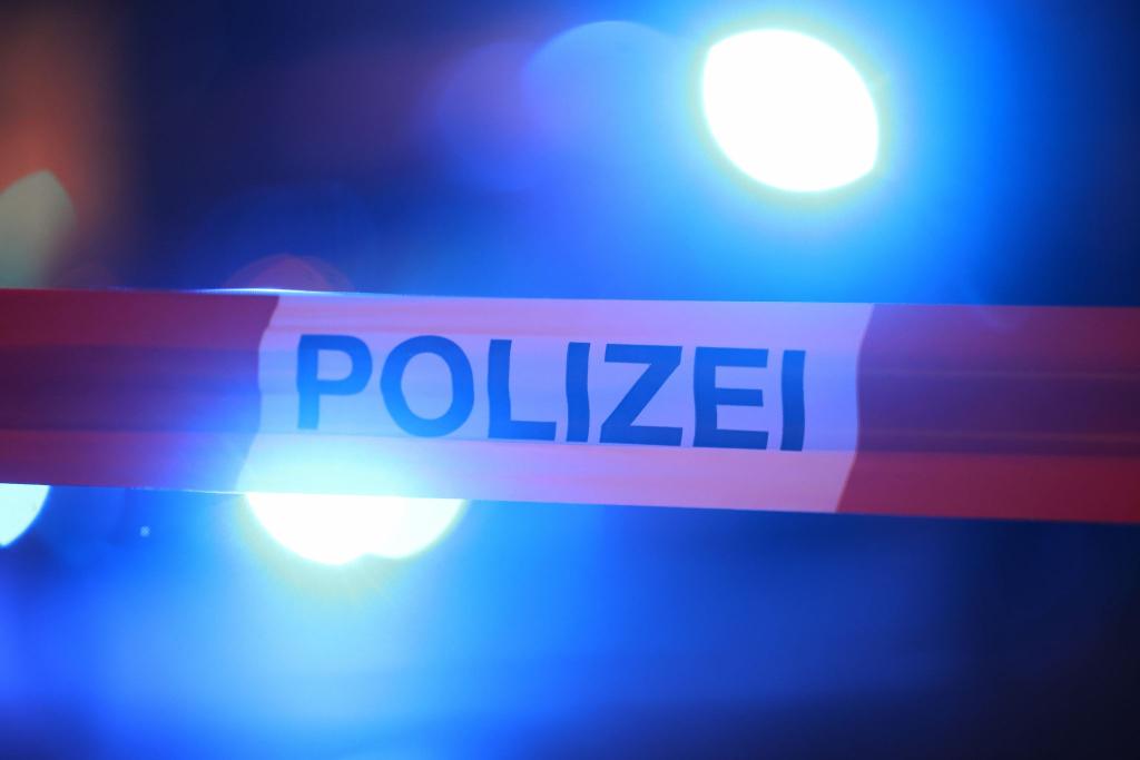 Die Kriminalpolizei sei derzeit vor Ort, um die Lage einzuordnen. (Foto Archiv) - Foto: David Young/dpa