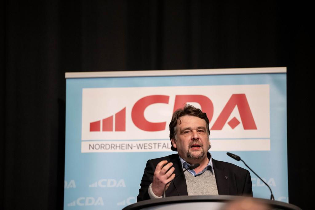 CDA-Chef Radtke schlägt eine Anhebung der Reichensteuer vor. - Foto: Fabian Strauch/dpa