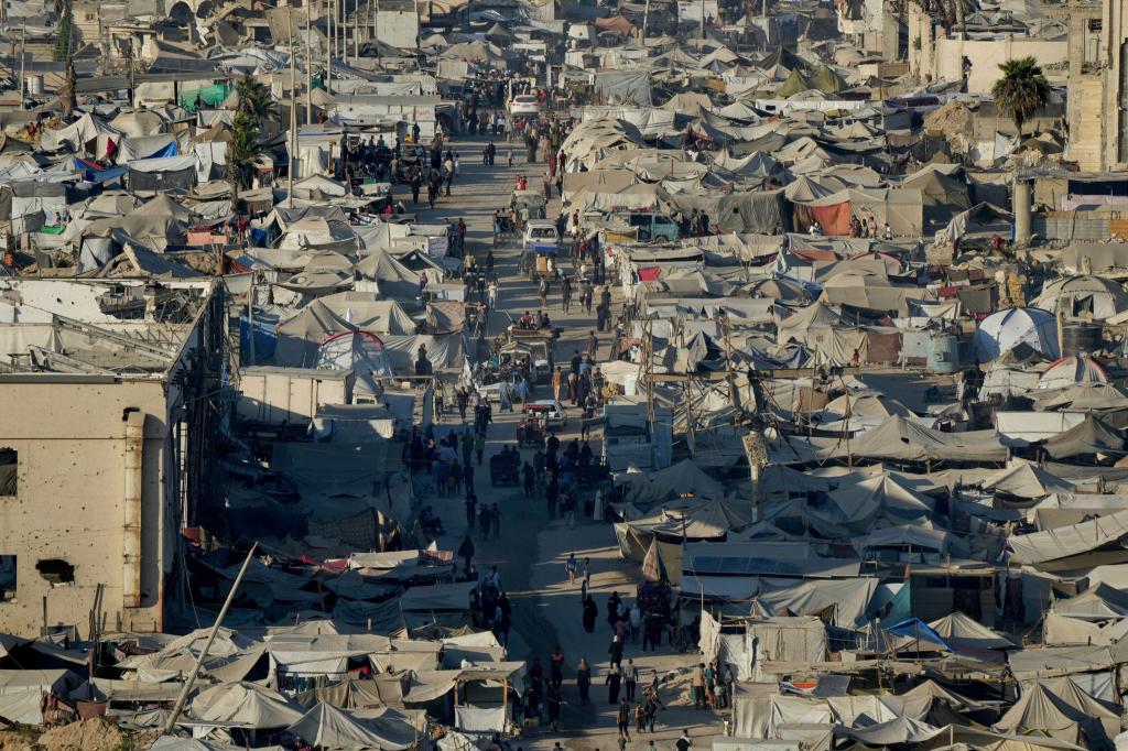 Israel hat wegen des Gaza-Kriegs nach Ansicht von US-Präsident Trump in Teilen der US-Politik an Reputation eingebüßt. - Foto: Jehad Alshrafi/AP/dpa