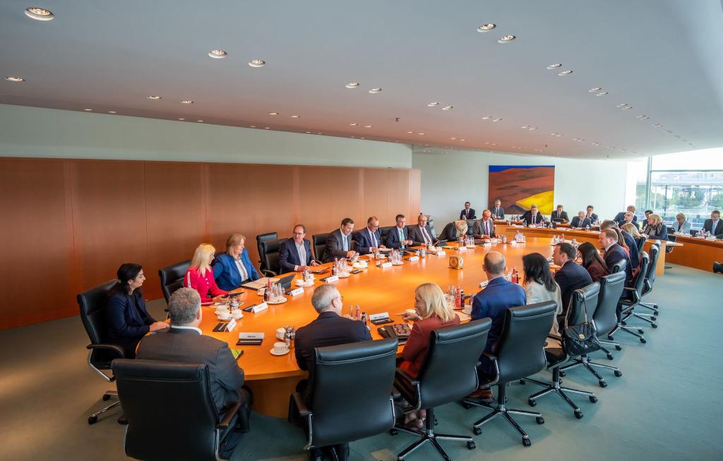 Das Bundeskabinett hat den Weg für mehr Betriebsrenten freigemacht. - Foto: Michael Kappeler/dpa