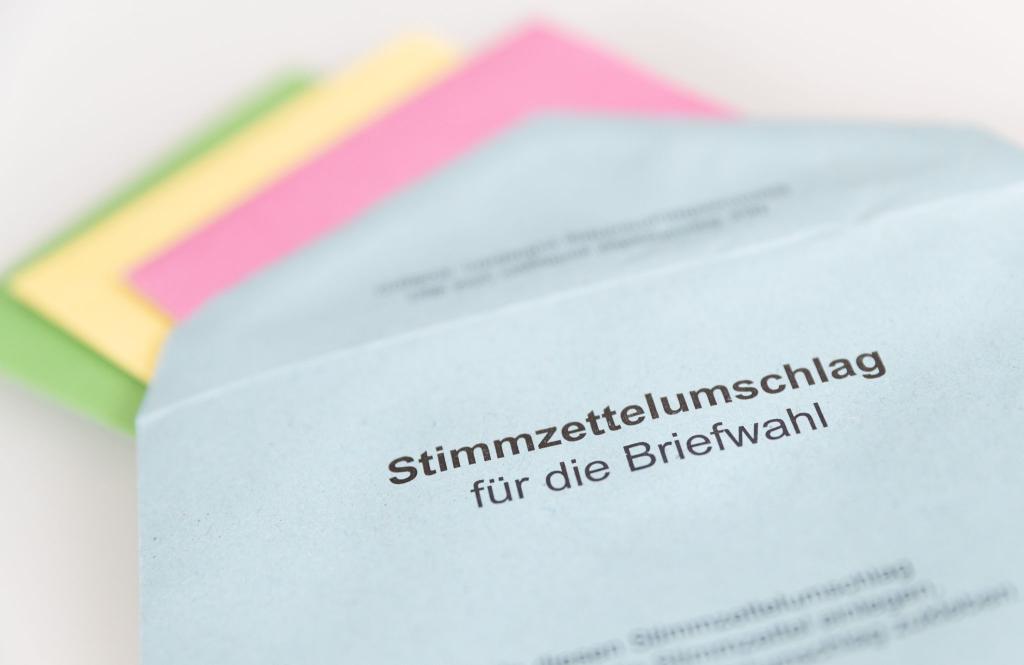 Der Tod von Kommunalwahlkandidaten der AfD nährt Spekulationen im Internet. (Symbolbild) - Foto: Friso Gentsch/dpa