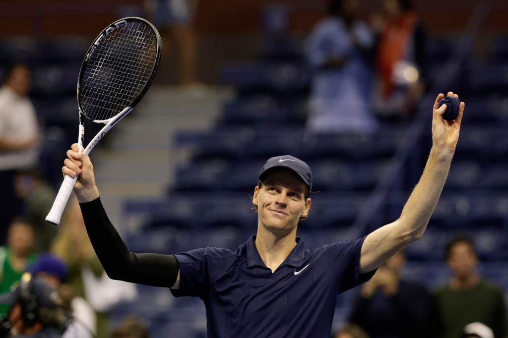 Jannik Sinner stürmte ins Halbfinale der US Open. - Foto: Adam Hunger/AP/dpa