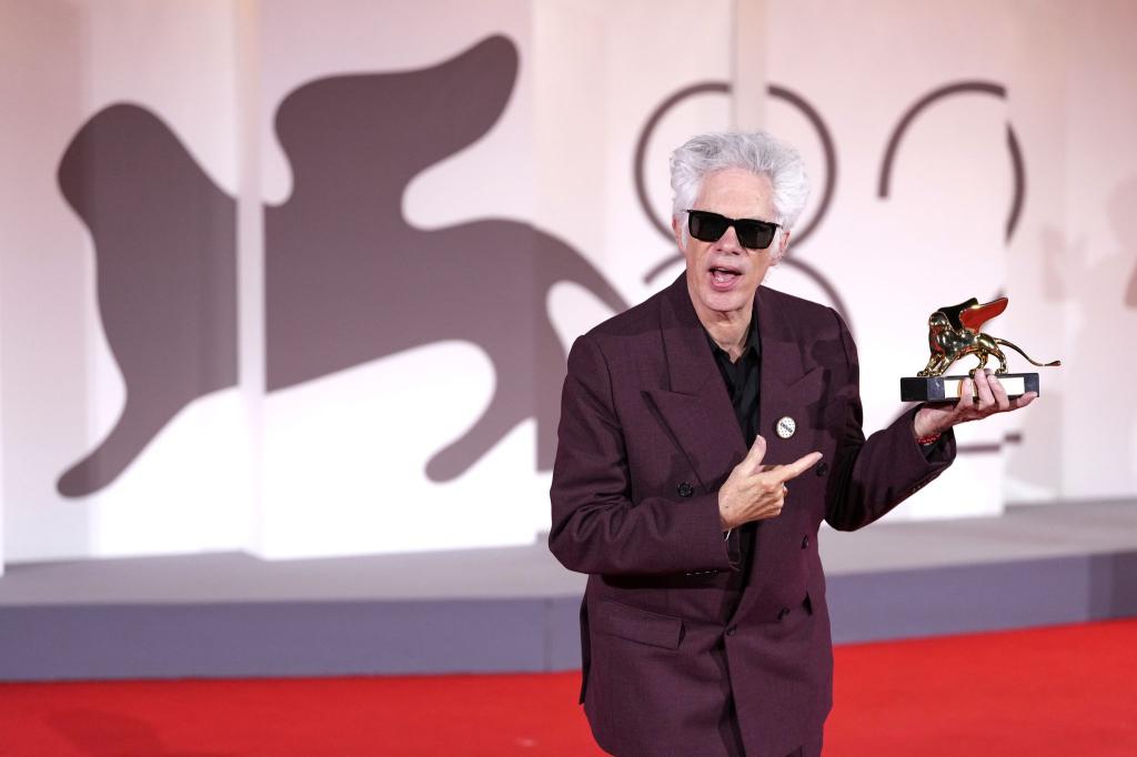 Jim Jarmusch holte den Hauptpreis der Filmfestspiele. - Foto: Scott A Garfitt/Invision/AP/dpa