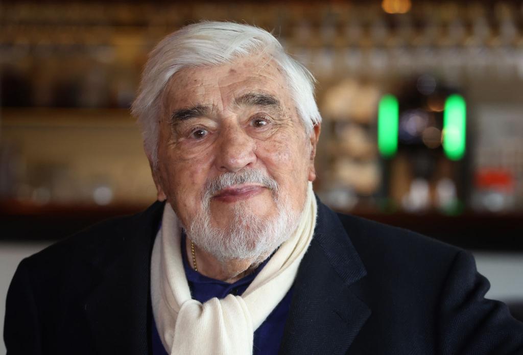 Mario Adorf hat heute Geburtstag. Er wird 95 Jahre alt. (Archivfoto) - Foto: Karl-Josef Hildenbrand/dpa