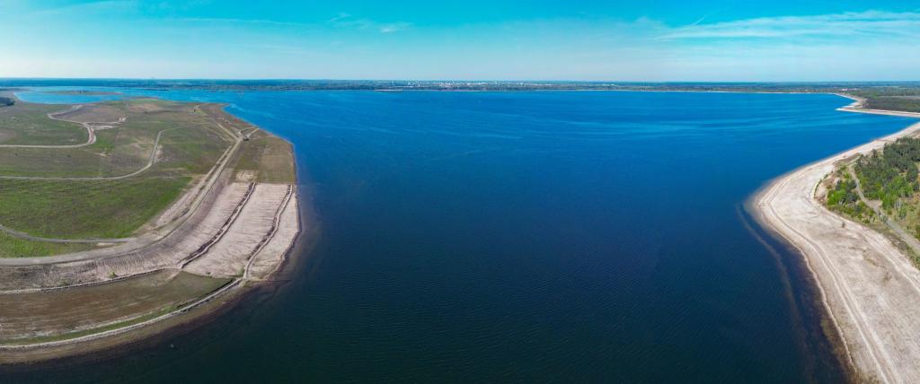 Der Cottbuser Ostsee entsteht im ehemaligen Braunkohletagebau Cottbus-Nord. (Archivbild) - Foto: Patrick Pleul/dpa