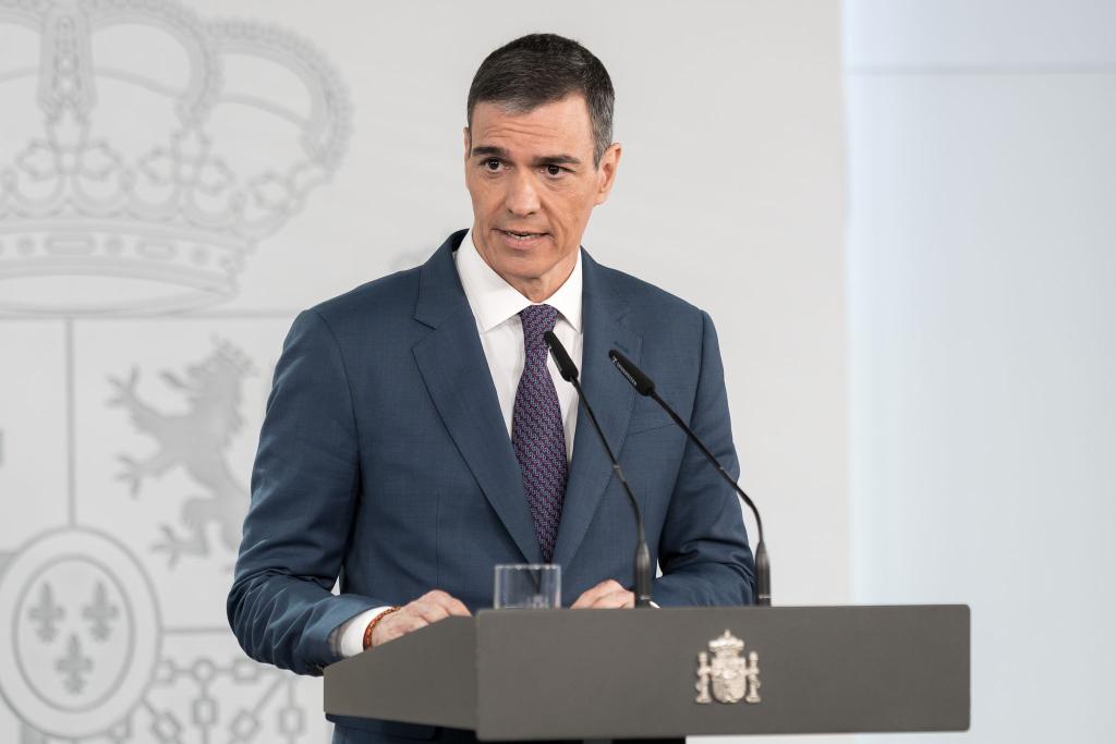 Pedro Sánchez ist ein scharfer Kritiker des militärischen Vorgehens von Israel in Gaza. (Archivfoto) - Foto: Diego Radamés/EUROPA PRESS/dpa
