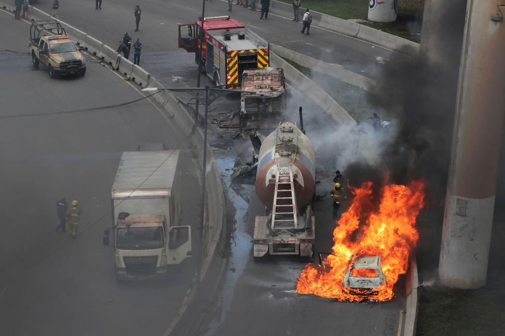 Der Unfall ereignete sich im Osten von Mexiko-Stadt. - Foto: Tristan Velazquez/AP/dpa