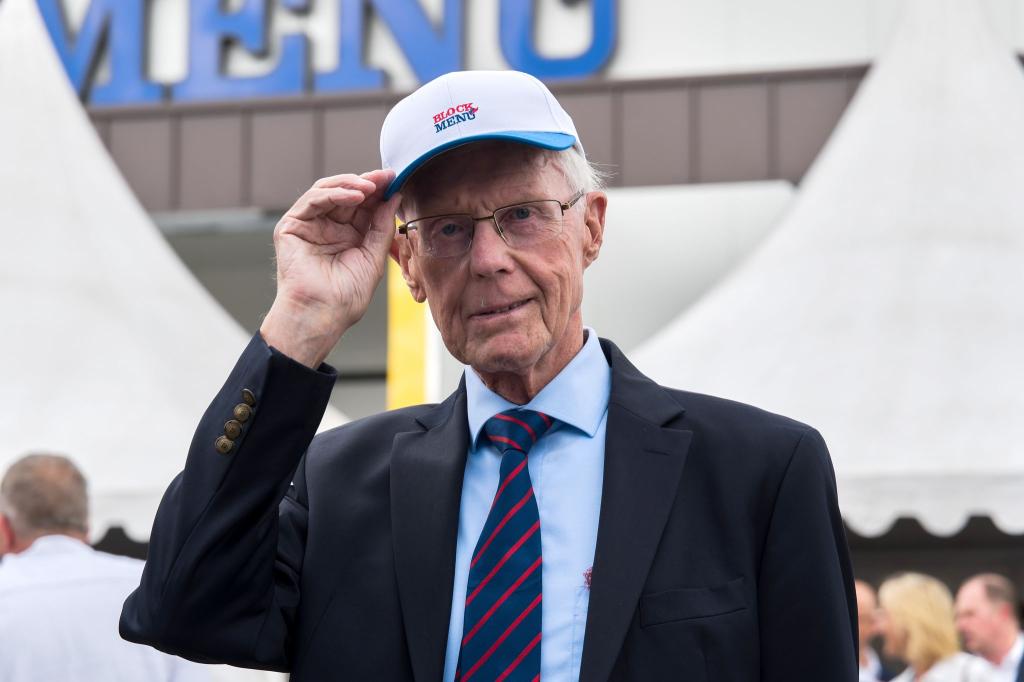 Eugen Block kümmert sich weiterhin intensiv um seine Gastronomie-Unternehmen und hat kürzlich eine «Gastro-Bibel» verfasst. (Archivbild) - Foto: Marcus Golejewski/dpa