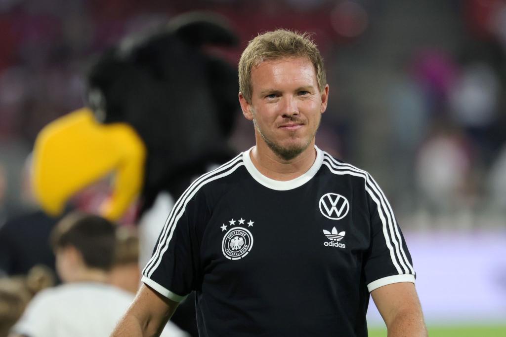 Julian Nagelsmann verfolgt auch die Basketball-EM. - Foto: Rolf Vennenbernd/dpa